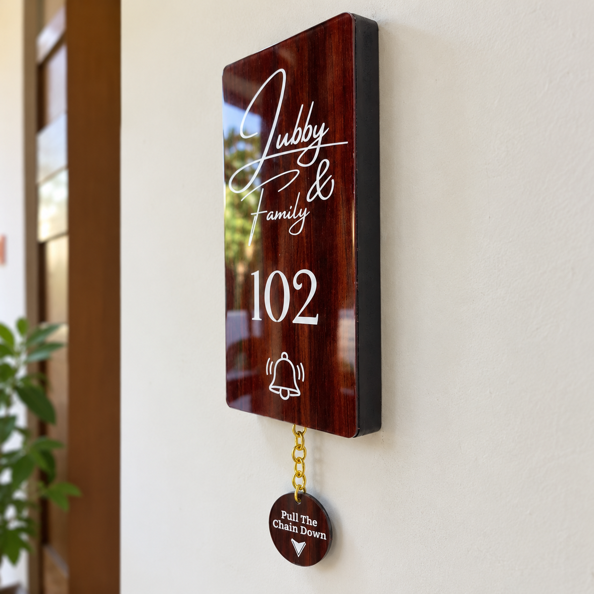 Cameo Wireless Door Bell with Brass Chain